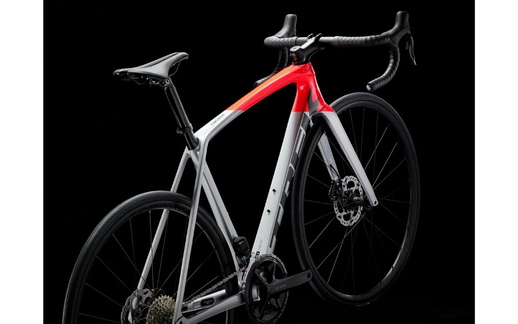 Vélo De Route TREK Emonda SL 6 Di2 Gris/Rouge - 2023 5 Vélo De Route TREK Emonda SL 6 Di2 Gris/Rouge - 2023 – Image 3