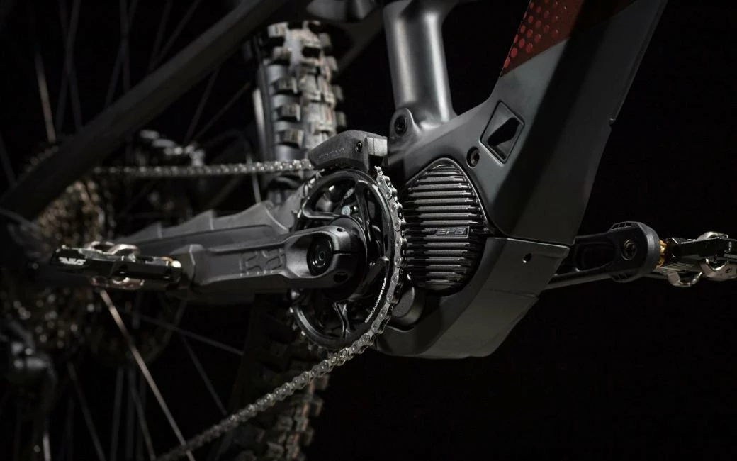 VTT électrique Rotwild RG375 PRO Rouge/Noir - 2023 6 VTT électrique Rotwild RG375 PRO Rouge/Noir - 2023 – Image 4