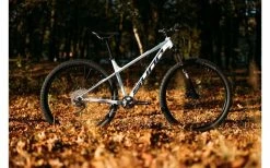 VTT Loisir SUNN Tox S1 29" Blanc - 2022 -Promos Vélo Électrique Boutique vtt loisir sunn tox s1 29 blanc 2022 3